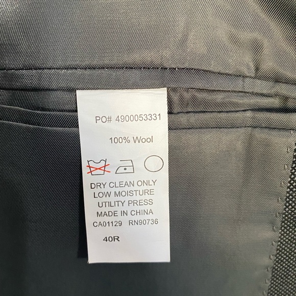 Bruno Piattelli Men’s 100% Wool Suit Jacket size 40R gray in color - Picture 3 of 7